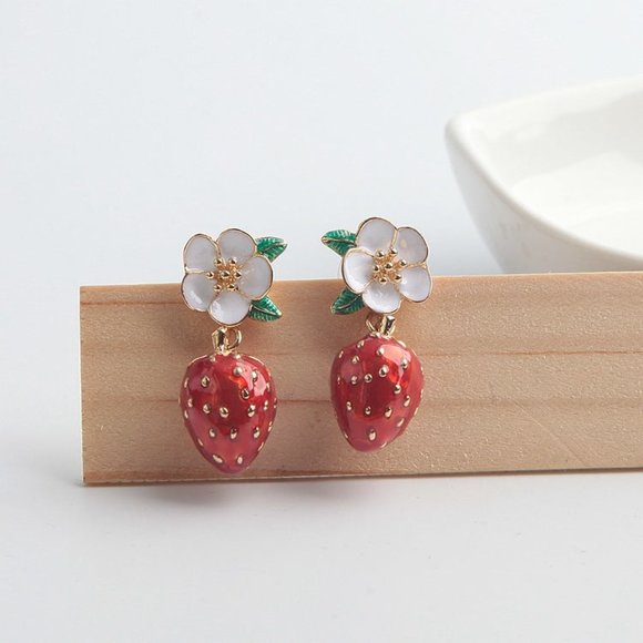 Kate Spade Picnic Perfect Strawberry Drop Earrings - Picture 9 of 10